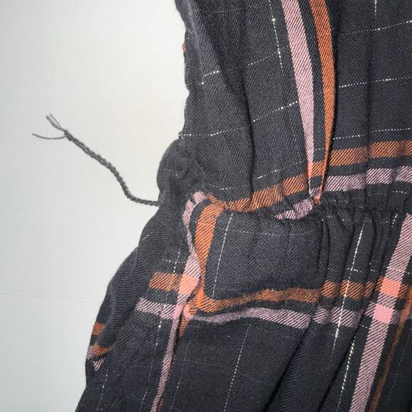 Old Navy XXL Plaid Sleeveless Jumpsuit Black Rust Cinched Waist Pockets FLAW - Picture 11 of 13